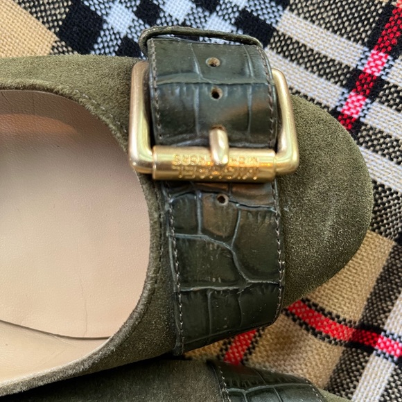 Michael Kors Suede flats with gold MK engraved buckle - Picture 6 of 7